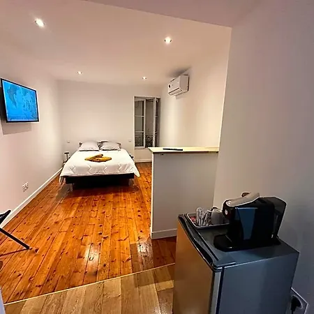 Hotel 3 Face Au Donjon *